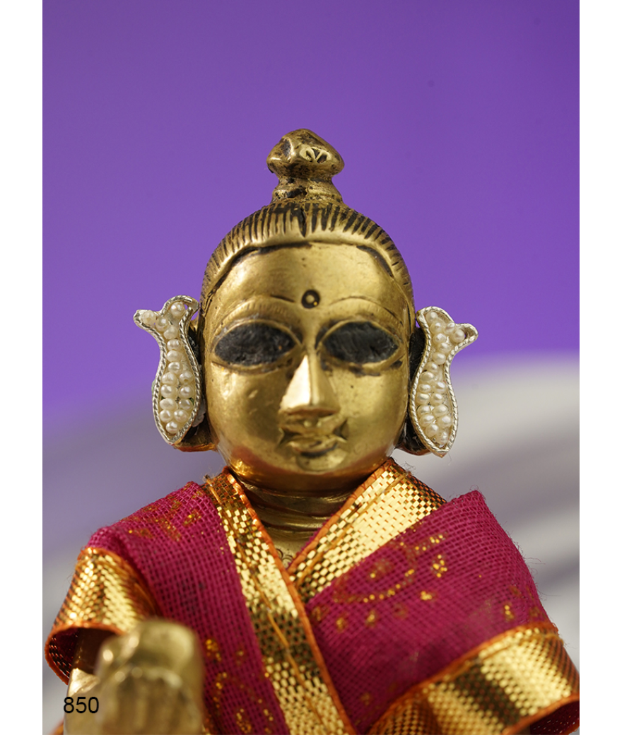 Moti Matsyakrut Kundal 