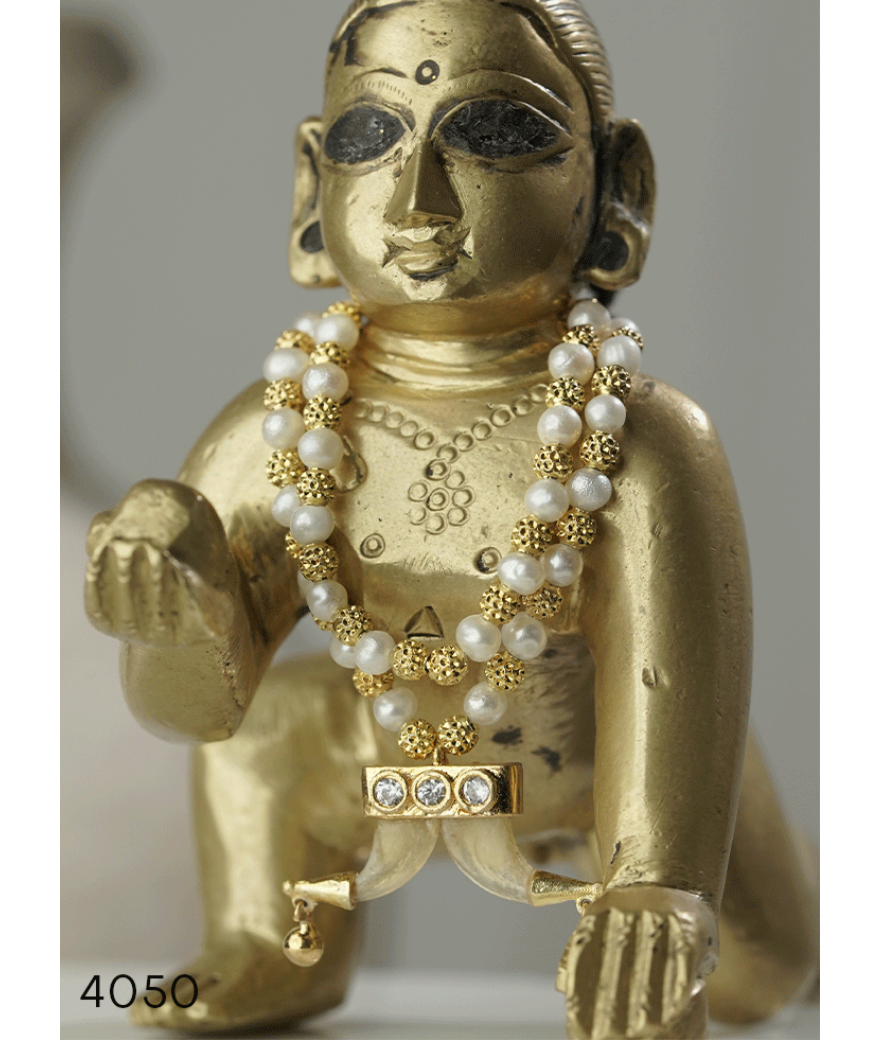 White Haar Mala With Vaghnakh